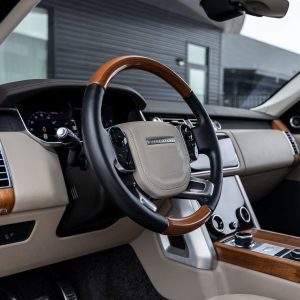 2021 Land Rover Range Rover P525 Westminster Edition