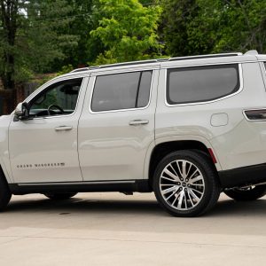 2022 Jeep Grand Wagoneer Series III