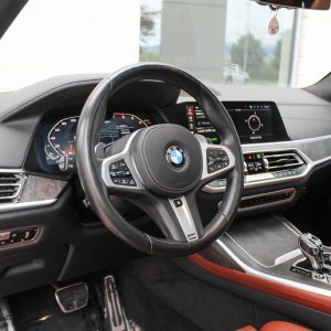 2022 BMW X7 M50i