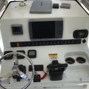 2011 Sea Hunt Gamefish 27