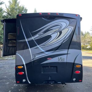 2013 Winnebago VIA 25Q