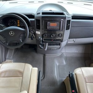 2013 Winnebago VIA 25Q