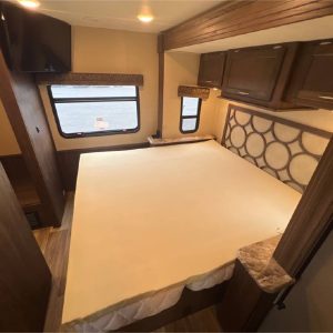 2019 Coachmen Class A RV PURSUIT 32WC