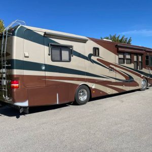 2005 Monaco Class A RV WINDSOR 40PAQ