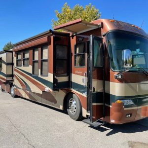 2005 Monaco Class A RV WINDSOR 40PAQ