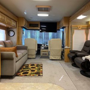 2005 Monaco Class A RV WINDSOR 40PAQ