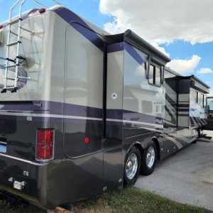 2005 Monaco Class A RV DYNASTY 42