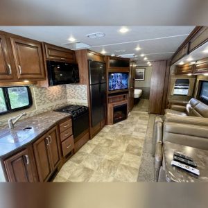 2014 Fleetwood Class A RV BOUNDER 33C