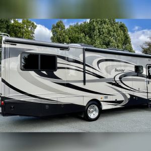 2014 Fleetwood Class A RV BOUNDER 33C