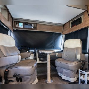 2018 Winnebago Class A RV INTENT 30R