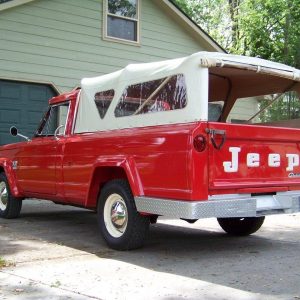 1967 Jeep Gladiator Townside 6 1/2′ Box With Witco Topper