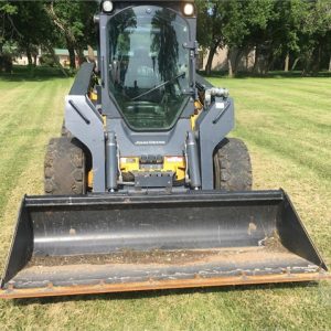 2015 Deere 328E Skid Steer