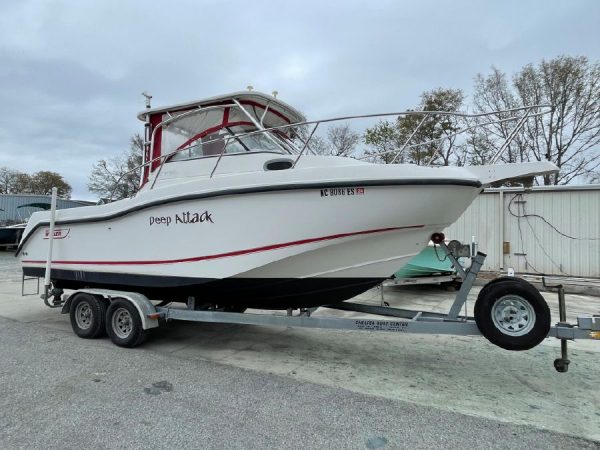 2002 Boston Whaler 255 Conquest