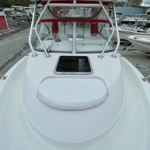 2002 Boston Whaler 255 Conquest