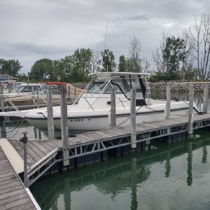 2000 Boston Whaler 28 Outrage