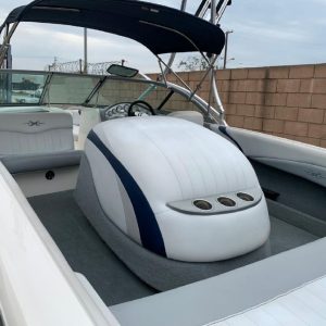 2003 MasterCraft X-9 Wakeboard Boat