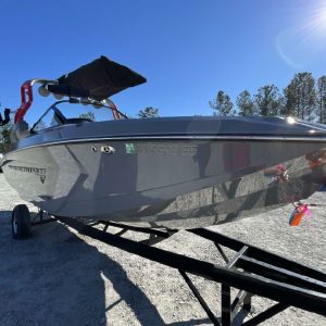 2019 Nautique G23