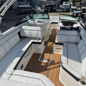 2015 Sea Ray 270 Sundeck