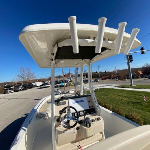 2019 Boston Whaler 240 Dauntless