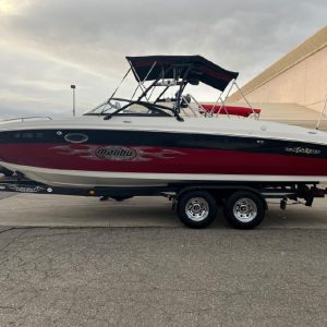 2004 Malibu Wakesetter 25 Ski Wakeboard Boat