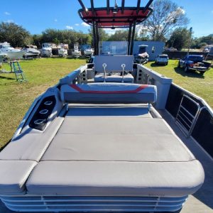 2020 Bennington S22 Center Console Tritoon