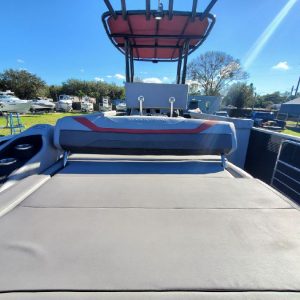 2020 Bennington S22 Center Console Tritoon