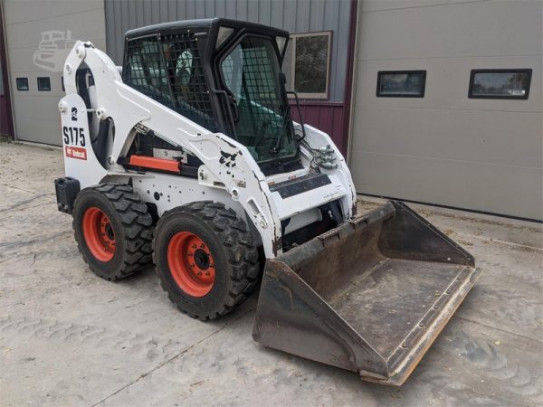 2010 BOBCAT S175