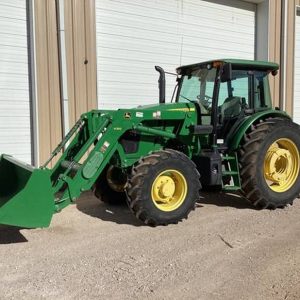 2016 John Deere 6120E MFWD