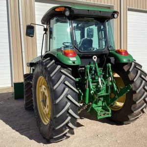 2016 John Deere 6120E MFWD