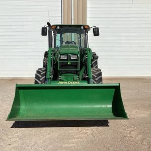 2016 John Deere 6120E MFWD