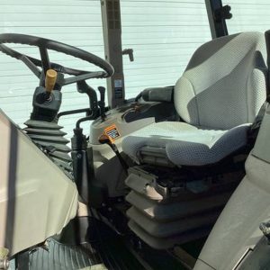 2016 John Deere 6120E MFWD