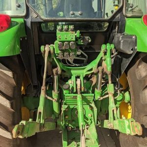 2010 John Deere 5075M