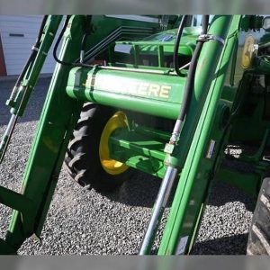 2016 John Deere 6120M