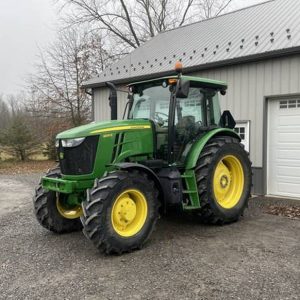 2016 John Deere 6120E