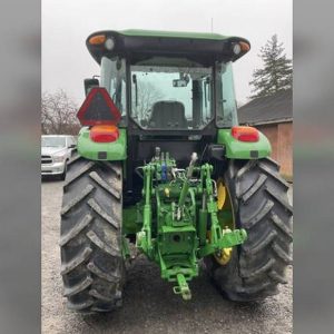 2016 John Deere 6120E