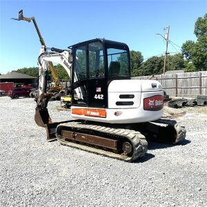 2005 BOBCAT 442