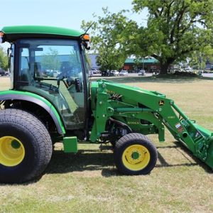 2016 John Deere 4066R Tractor