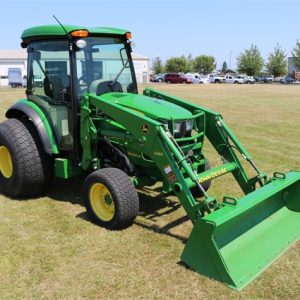 2016 John Deere 4066R Tractor