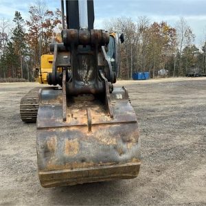 2013 DEERE 250G LC Excavators