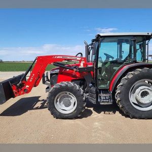 2016 Massey-Ferguson 4708