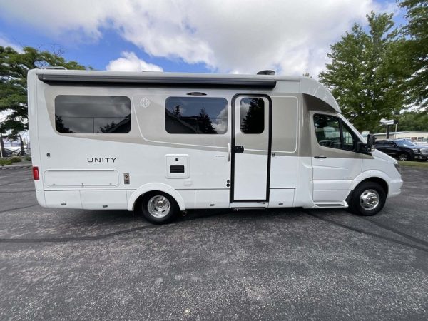 2018 Leisure Travel Class C RV Unity U24FX