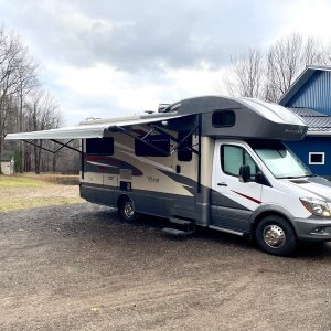 2017 Winnebago Class C RV VIEW 24J