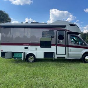 2020 Tiffin Motorhomes Class C RV WAYFARER 25RW