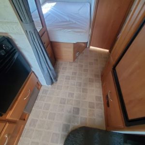 2005 Winnebago Class C RV ASPECT 26A