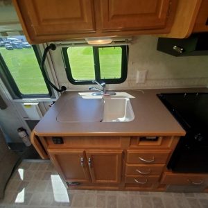 2005 Winnebago Class C RV ASPECT 26A