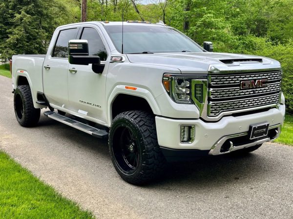 2020 GMC Sierra 2500 Denali