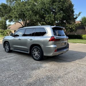 2019 Lexus LX 570