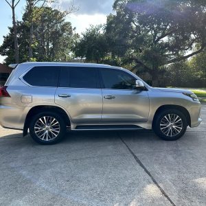 2019 Lexus LX 570