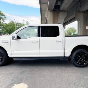 2022 Ford F-150 Lightning Lariat